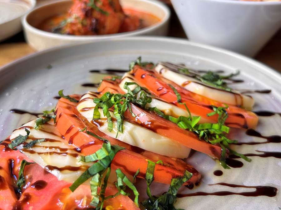 caprese salad insomnia restaurant lounge